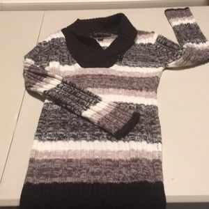 Girls sweater